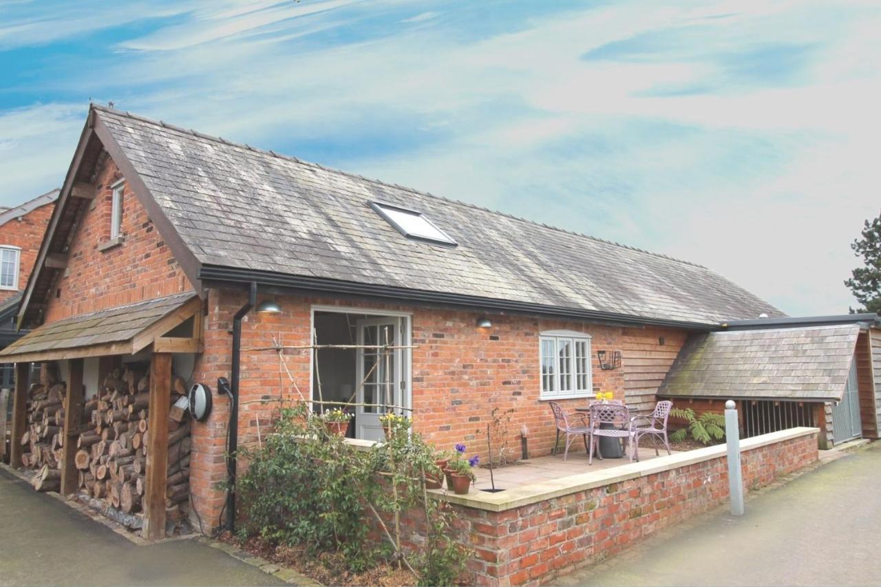 The Hayloft - Cheshire Villa Crewe Eksteriør bilde