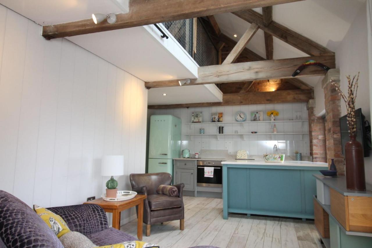 The Hayloft - Cheshire Villa Crewe Eksteriør bilde