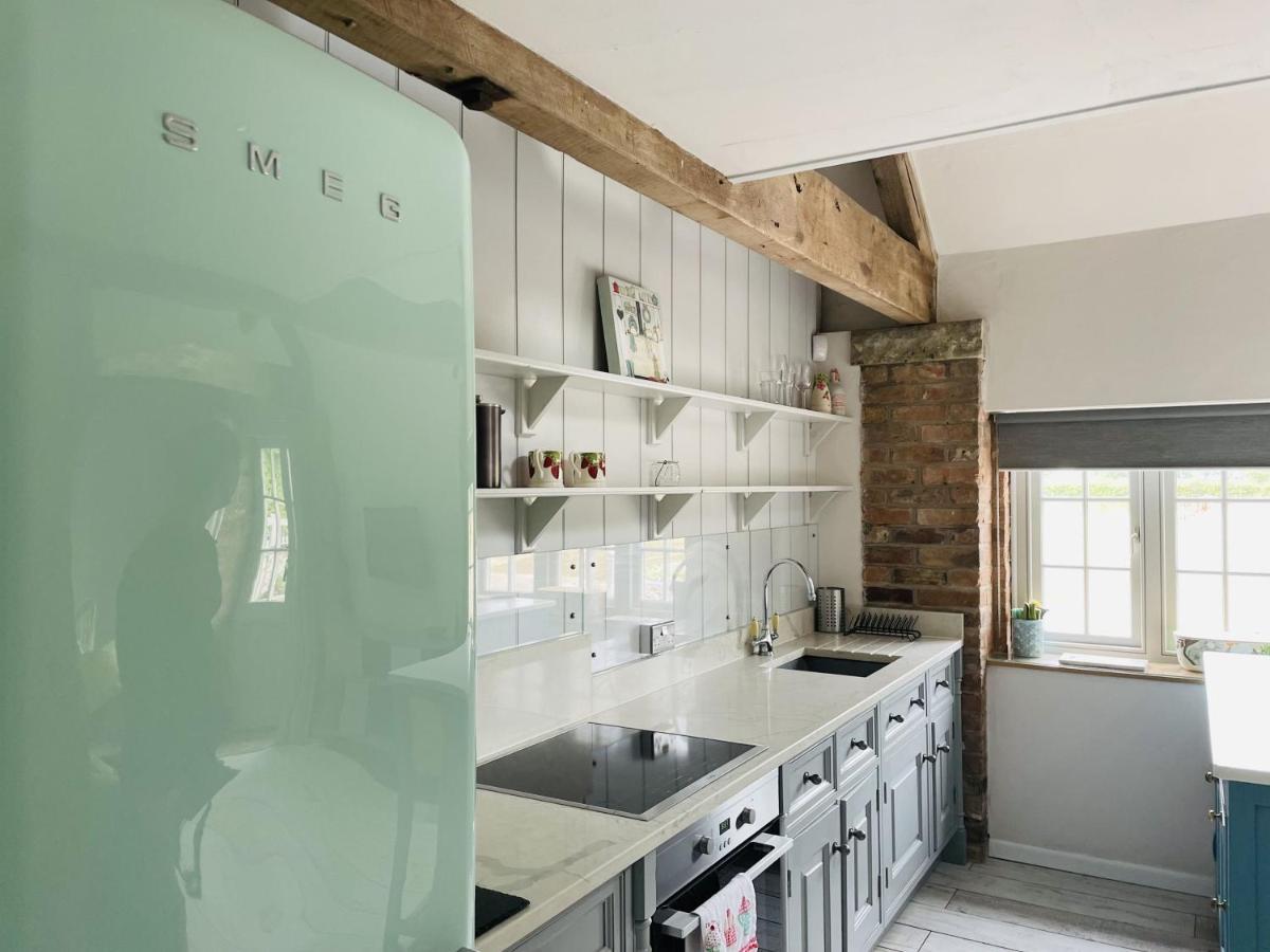 The Hayloft - Cheshire Villa Crewe Eksteriør bilde