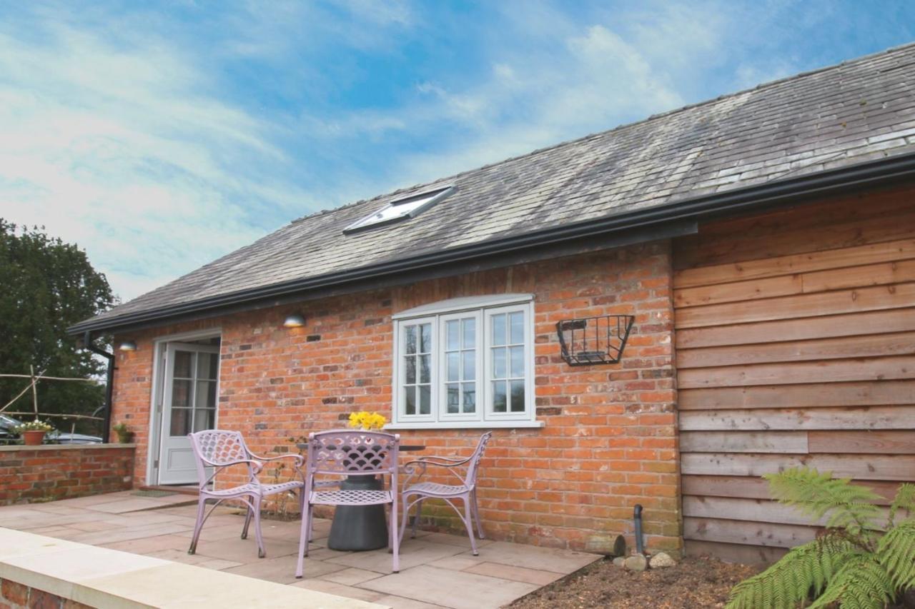 The Hayloft - Cheshire Villa Crewe Eksteriør bilde