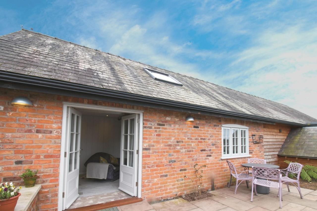 The Hayloft - Cheshire Villa Crewe Eksteriør bilde